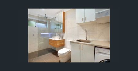 Central Convenience - Photo 5