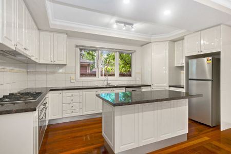 73 Victoria Crescent, Mont Albert. - Photo 4