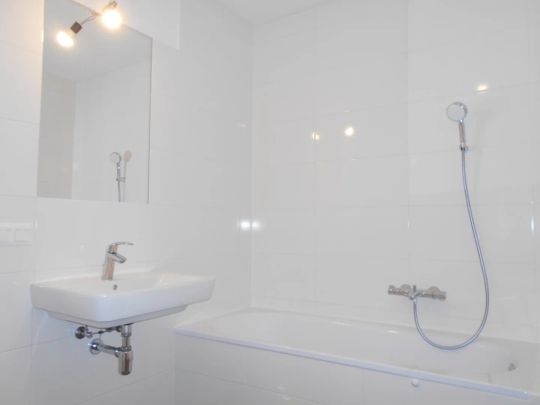 Q5 am PARK sonnige 3ZI am Reininghauspark, außergewöhnlich 3 S/W Balkone - Photo 1