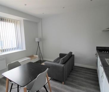 Studio to rent - Photo 3