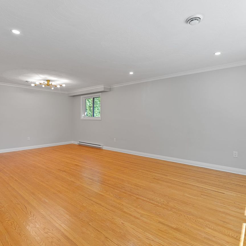 For Lease - 32 Gatesview Avenue Unit# Upper, Toronto, Ontario - Photo 1