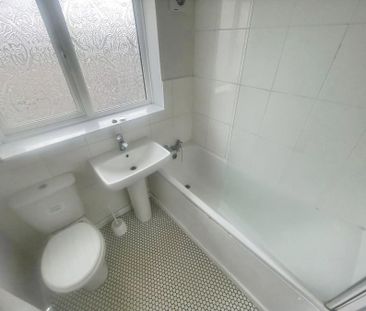 Campbell Close, Rugeley, WS15 - Photo 5