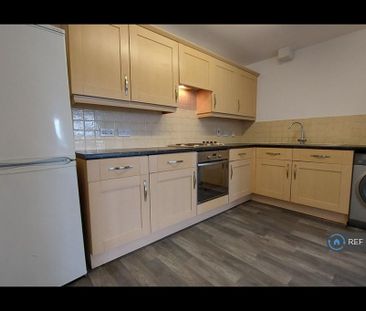 2 bedroom flat to rent - Photo 4