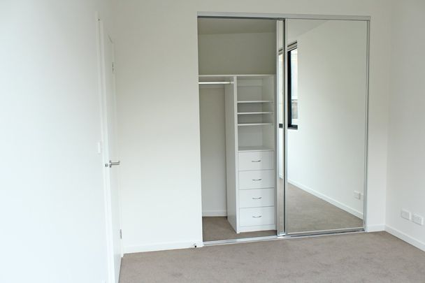 Modern Apartment Living in Prime Highett Location - Photo 1