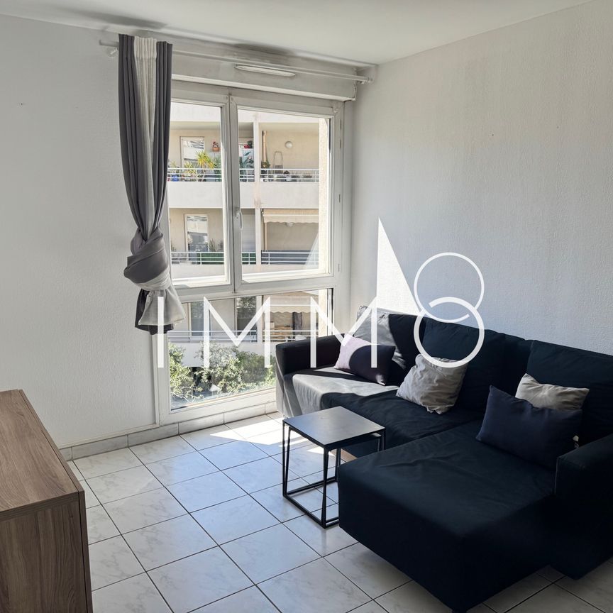 Location Appartement 1 pièce 30m² MARSEILLE 6ème - Photo 1