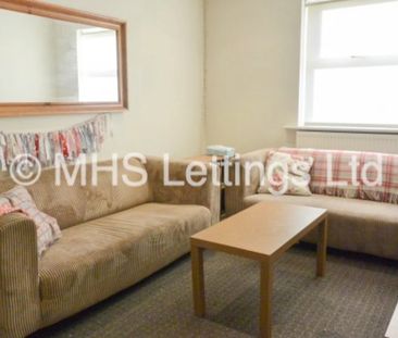 5 Bedroom Ground Floor Flat for rent in Headingley Rise - Photo 2