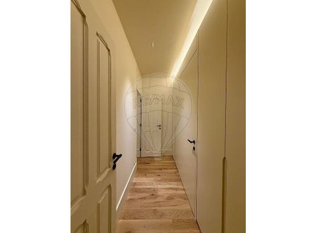 Lisboa, Lisbon 1350 - Photo 2