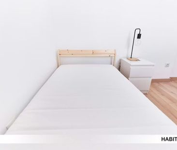 Calle Higuera de la Sierra, Sevilla, Andalusia 41008 - Photo 6