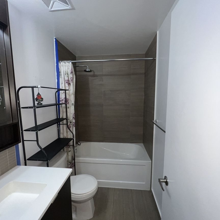 For Lease - 2560 Eglinton Avenue Unit# 1503, Mississauga, Ontario - Photo 1