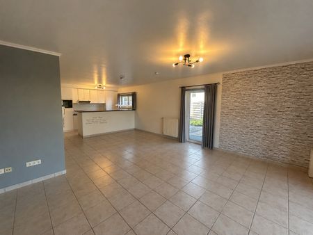 Gelijkvloers appartement met 2 slaapkamers te huur in Lommel - Photo 3