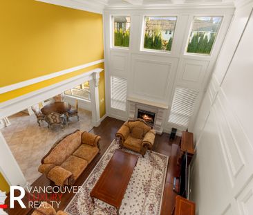 House in Richmond, BC - Photo 4