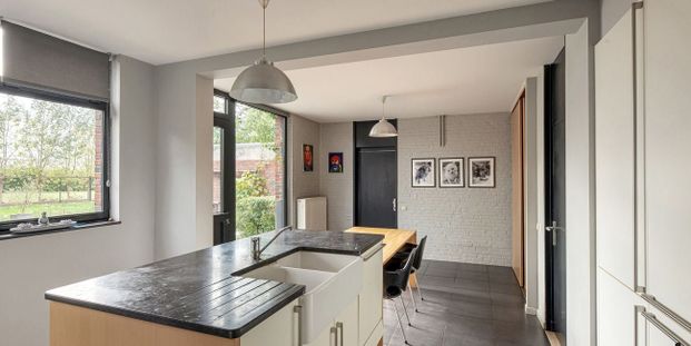 Woning te huur in Stabroek voor € 4.500 met 7 slaapkamers - Foto 1