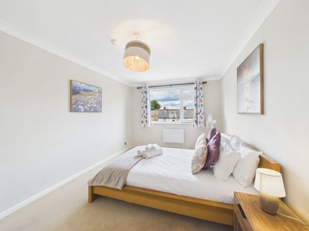 Osborne Road, Windsor, Berkshire,SL4 - Photo 4