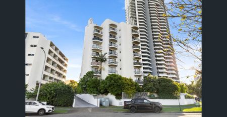 Furnished Studio with Water Views - Photo 3