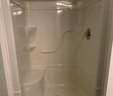 For Lease - 58 Spadara Drive, Hamilton, Ontario - Photo 4