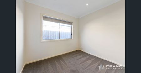 Stylish, Modern Living in the Heart of Fraser Rise! - Photo 5