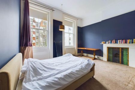 3 bedroom flat to rent - Photo 5