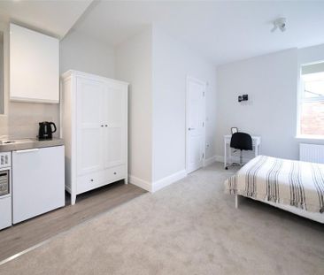 1 bedroom house of multiple occupation to rent - Photo 5