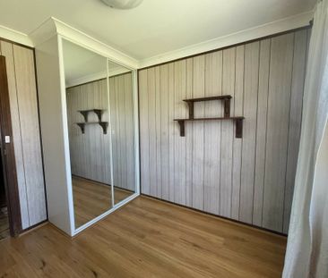 Neat & Tidy 3 Bedroom House! Close To Blacktown CBD - Photo 6