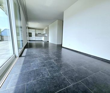 Ihr neues Zuhause! Schöne Attikawohnung mit grosser Dachterrasse - Foto 1