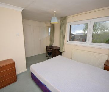 2 bedroom maisonette to rent - Photo 3