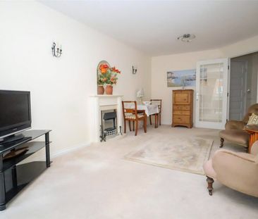 Park Lane, Camberley, Surrey, GU15 - Photo 6