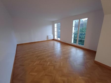 location Appartement T4 DE 97m² À VERSAILLES - Photo 4