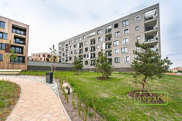 Pronájem bytu 2+kk 63 m² - Photo 1