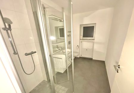 Schöne 2 Zimmerwohnung mit Balkon in sehr guter Lage - Photo 4