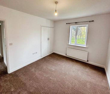 3 bedroom detached house to rent - Photo 2