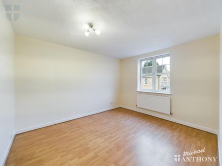 3 bedroom terraced house to rent - Photo 3