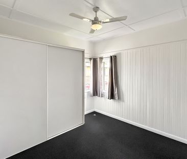 For Rent&colon; 3-Bedroom Home - Photo 3