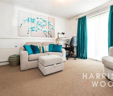 2 bedroom end of terrace house to rent - Photo 2