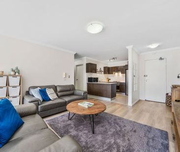 MODERN 2 BEDROOM UNIT IN GREAT LOCATION - Photo 2