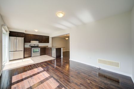 For Lease - 1034 Diefenbaker Street, Milton, Ontario - Photo 4
