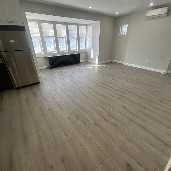 For Lease - 485 Oriole Parkway Unit# Main, Toronto, Ontario - Photo 1