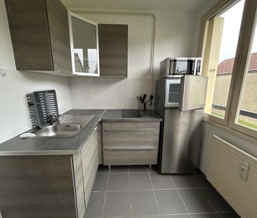 Location Appartement 1 pièce 27m² TROYES 10000 - Photo 2