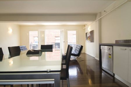 FULLY FURNISHED - UNAVAILABLE UNTIL JANUARY 2019 - Photo 3