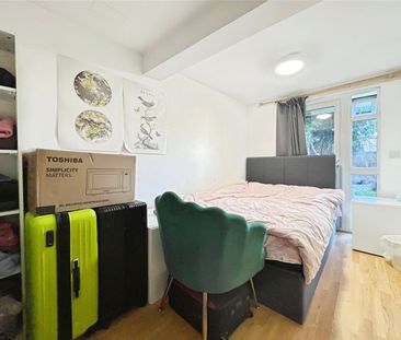 Middle Hill, Egham, Surrey, TW20 0JJ - Photo 2