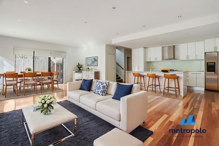 1A Hudson Street, MCKINNON, VIC - Photo 5