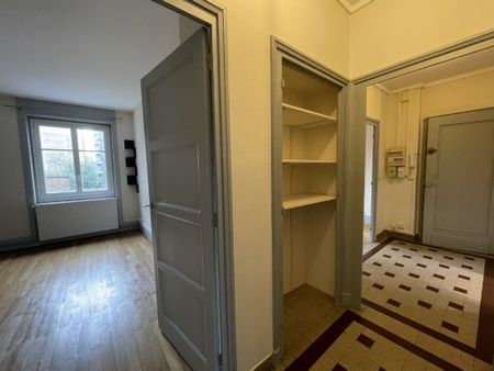 APPARTEMENT T3 A LOUER LYON 4EME ARRONDISSEMENT Gillet Serein - Photo 2