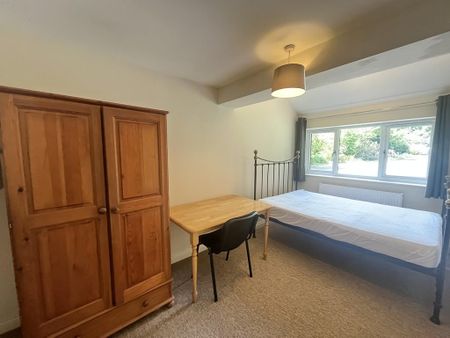 4 bedroom detached house to rent - Photo 5