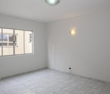 Apartamento para alugar com 70m², 2 quartos e 1 vaga - Foto 2