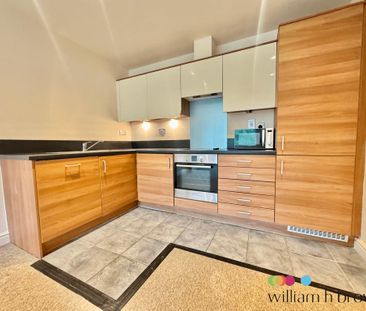 2 bedroom apartment to rent - Photo 4