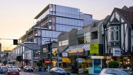 21/530 Toorak Road, Toorak, VIC 3142 - Photo 2