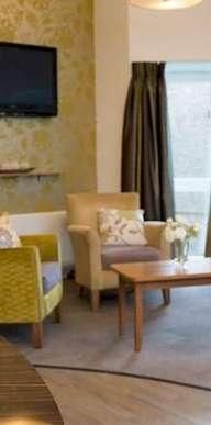 Pine Grove, Crowborough, TN6 - Photo 1