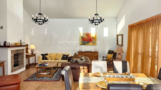 Gran chalet de campo con piscina, cerca de un pantano, de la sierra y del mar - Foto 1