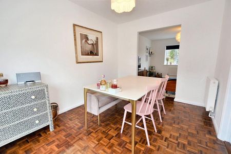 3 bedroom maisonette to rent - Photo 2