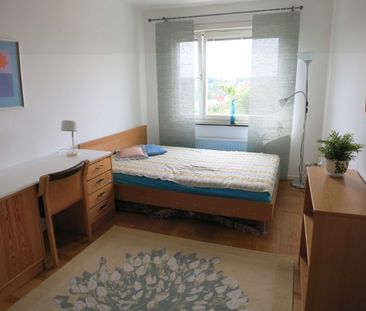 Hägersten - 1rok - tillsv - 5.250kr/mån - Photo 5