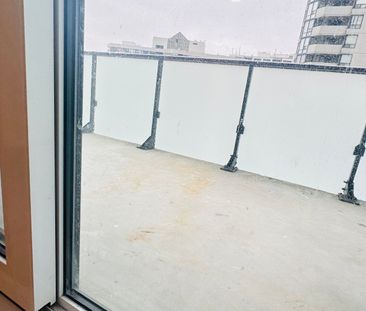 For Lease - 430 Square One Drive Unit# 1009, Mississauga, Ontario - Photo 2